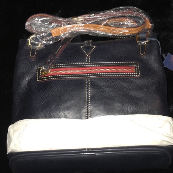 D&B Florentine Medium Toggle Crossbody Bag - Picture 5 of 6